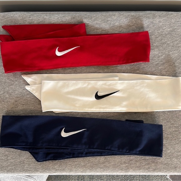 Nike Accessories - Nike hair ties headbands